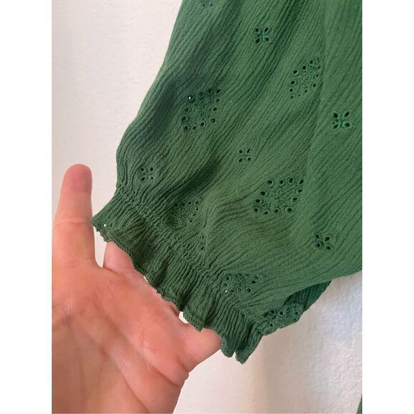 Wit & Wisdom 1/2 Sleeve Embroidered Eyelet Blouse - Picture 4 of 5